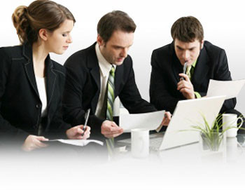 Nhân viên ngành tài chính. Nhân viên của ngành nghề này có thói quen ăn uống thiếu khoa học. Hơn nữa, công việc này tạo nên áp lực và căng thẳng cao, tạo cảm giác bất an liên tục, rất dễ tạo nên những cơn đau tim, làm tăng huyết áp và stress kéo dài.