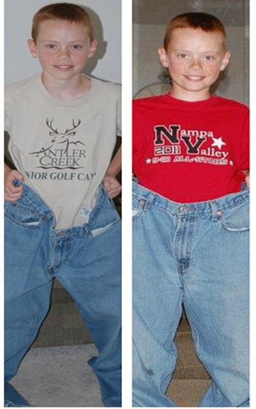 Đến lúc này, em bé đã gần như trưởng thành và sắp mặc vừa quần áo cưới của bố mẹ.