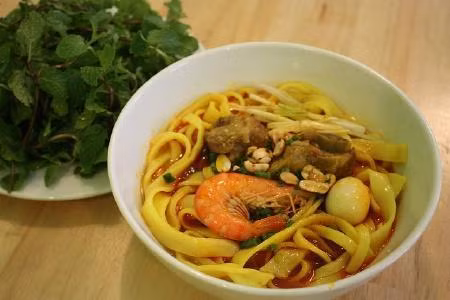 Các loại mì. Tuy nó là carbonhydrat và tinh bột nhưng nó làm gia tăng lượng đường trong máu. Những loại thực phẩm này sẽ rất tốt nếu chúng ta ăn thô, nhưng bánh mì và mì đã qua xay xát và nó chủ để lại nhũ tinh bột.