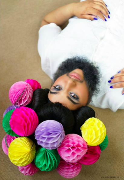 Khi đó, ước mơ của cô gái trẻ là muốn trở thành một người mẫu. Thế nhưng ai cũng chỉ trích cô là béo và xấu xí, có một bộ mặt kinh khủng.