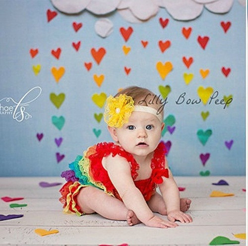 Thuật ngữ “em bé cầu vồng” cũng là để công nhận những khó khăn mà các ông bố bà mẹ thiếu may mắn phải trải qua để có niềm hạnh phúc sau cùng.