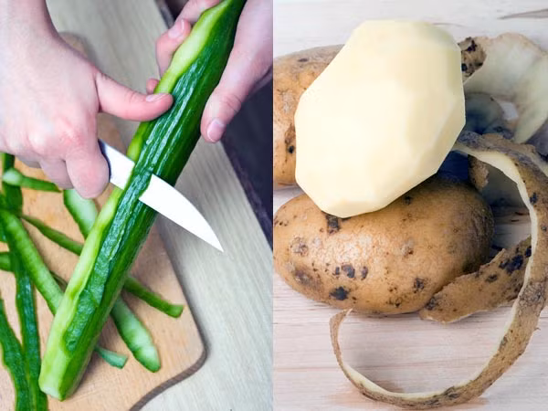 Rửa củ, quả trước khi gọt vỏ. Khi gọt vỏ củ, quả, bạn thường nghĩ mình không cần phải rửa lại chúng, hoặc rửa quả, củ qua loa. Tuy nhiên, các chuyên gia sức khỏe khuyến cáo bạn nên rửa củ, quả trước khi gọt, để tránh làm lây lan vi khuẩn ra toàn bộ bề mặt vỏ và cả bên trong củ hoặc quả.