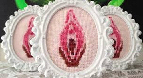 Tuy nhiên, các chị em nên lựa chọn sản phẩm có chứa sodium lauryl sulphate với số lượng nhỏ vì nếu quá nhiều, chúng sẽ dẫn đến hiện tượng ngứa và phát ban da.