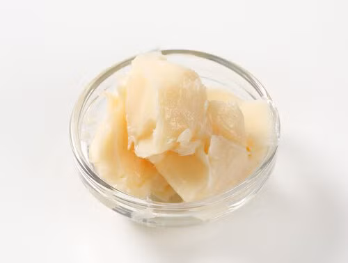 Mỡ lợn. Rất nhiều người dùng mỡ lợn bởi yêu thích hương vị và mùi thơm của nó. Mặc dù vậy, nó là loại tồi tệ nhất trong danh sách này vì nó chứa chất béo bão hòa cao, có thể làm tắc nghẽn động mạch và làm tăng mức cholesterol trong cơ thể.