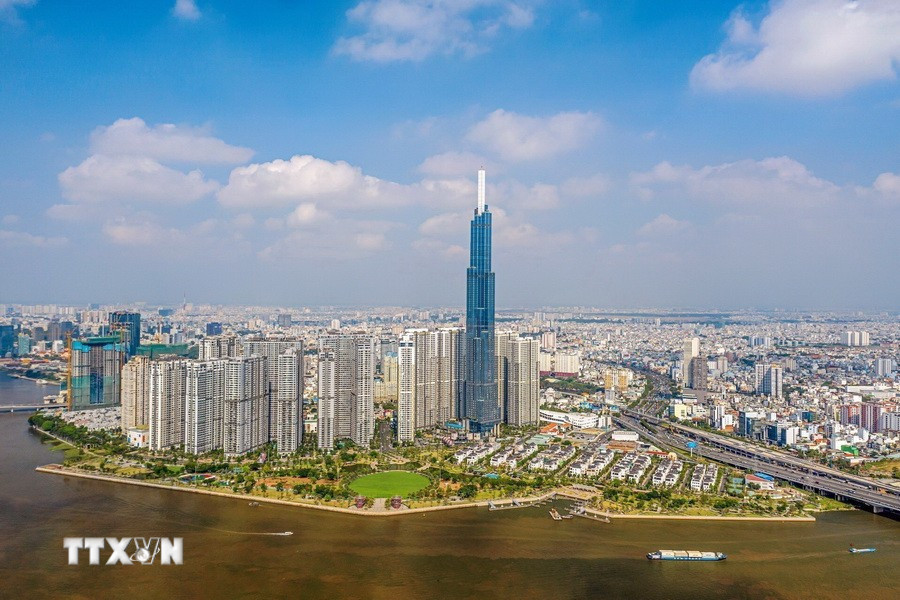 Vuon minh buoc vao ky nguyen moi duoi su lanh dao cua Dang-Hinh-7