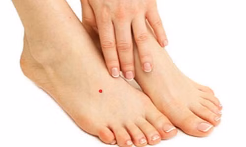 Ngược lại, nếu đó là nốt ruồi son thì lại mang đến may mắn cho chủ nhân.