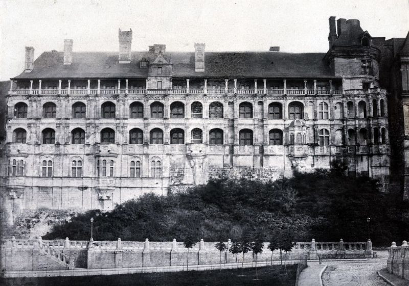 Lâu đài thành phố Blois, 1853.