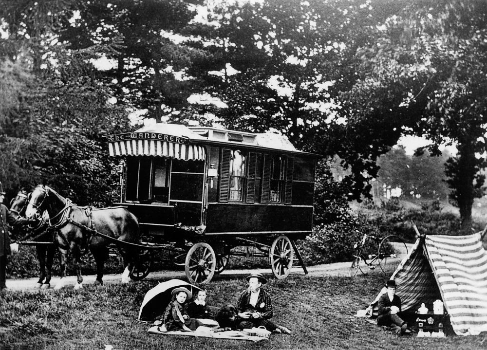 Vào thời kỳ hoàng kim của mình, cỗ xe ngựa Wanderer được mệnh danh là "du thuyền trên cạn" và chỉ phục vụ giới quý tộc hoặc những người giàu có.