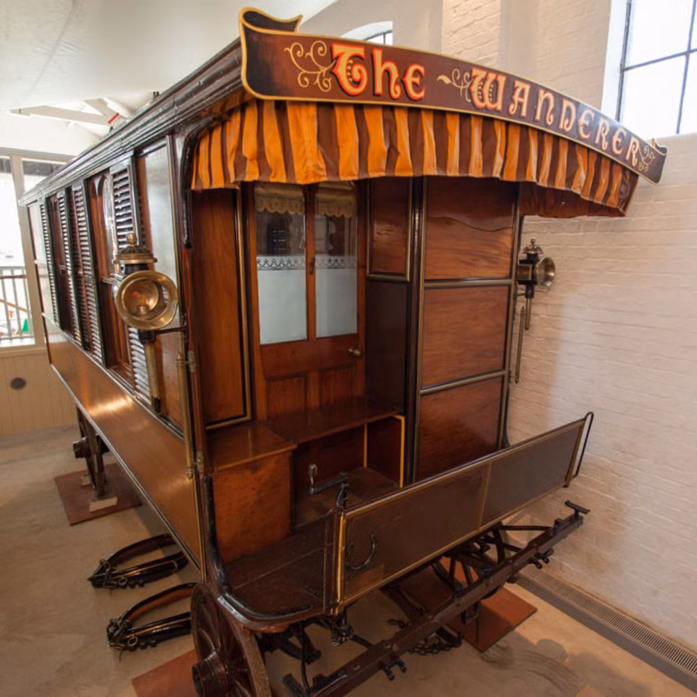 Ngày nay, chiếc xe được trưng bày ở Câu lạc bộ Caravan tại Broadway trong tình trạng còn rất tốt.