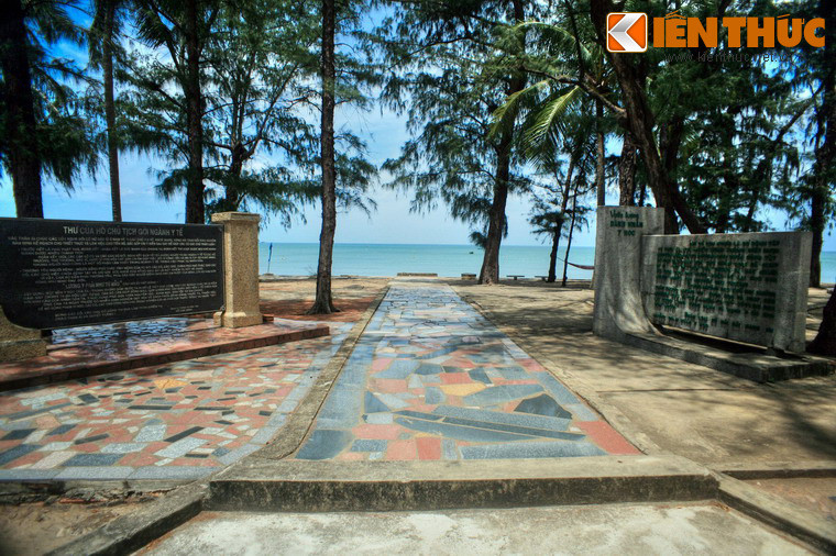 Với không gian thơ mộng và những giá trị nhân văn cao cả, ngày nay công viên Nhân Ái và khu vườn tượng danh nhân y học là một điểm đến mà du khách không nên bỏ qua khi ghé thăm thành phố biển Quy Nhơn.