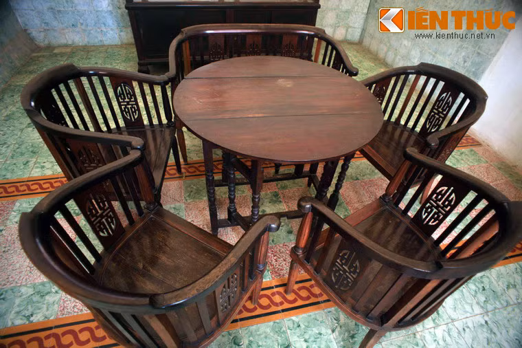 Năm 1935, Hàn Mặc Tử có những dấu hiệu của bệnh phong trên cơ thể. Tuy nhiên, ông chỉ nghĩ là một chứng phong ngứa không đáng kể.