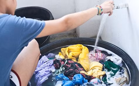 Giat quan ao mua corona dung bao gio bo quen chi tiet nho nhung quan trong nay de dich khong lay lan manh