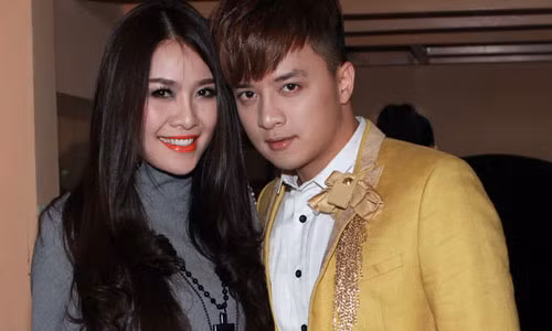 Quế Vân bên Cao Thái Sơn. Ảnh: Zing