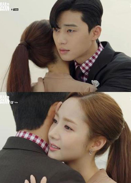 Chuyện tình giữa chàng phó chủ tịch Lee và thư ký Kim đầy sóng gió. Ảnh: TVN