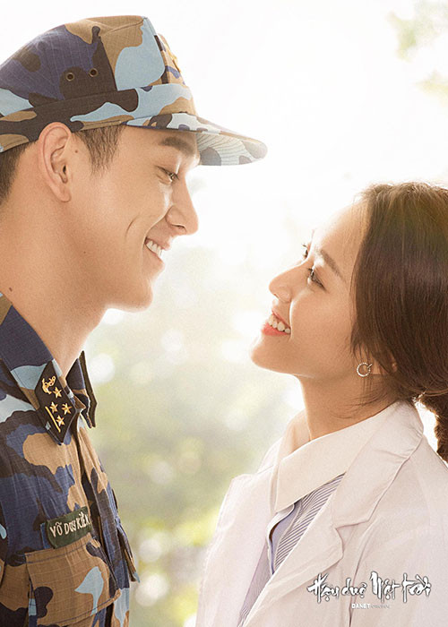 Đóng nam chính phim "Hậu duệ mặt trời" phiên bản Việt, Song Luân nhận được sự ủng hộ bởi vẻ ngoài điển trai. Ảnh: Fanpage