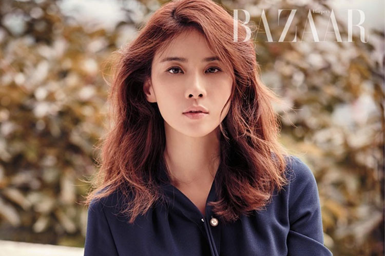 Lee Bo Young được khen ngợi trẻ trung dù đã sinh con. Hiện, cô vẫn được xem là biểu tượng nhan sắc xứ Hàn.