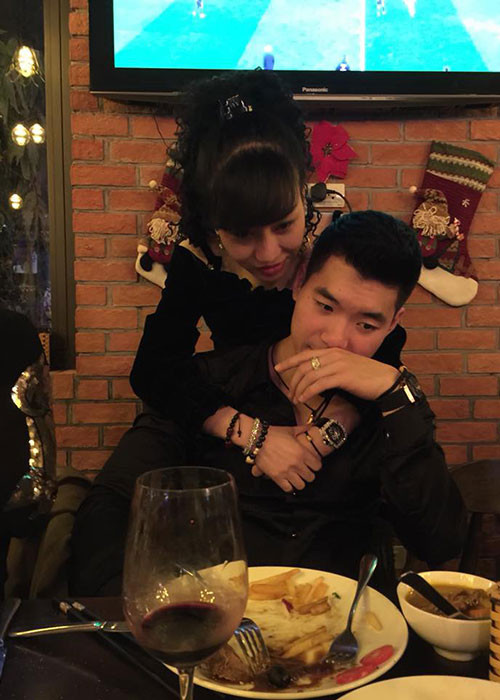 Trên trang cá nhân, Trương Nam Thành dành nhiều lời ngọt ngào cho Thu Huyền. Anh từng viết: "Nếu được lựa chọn 1 lần nữa tôi vẫn sẽ lựa chọn người phụ nữ này là 1 phần không thể thiếu trong cuộc đời tôi".