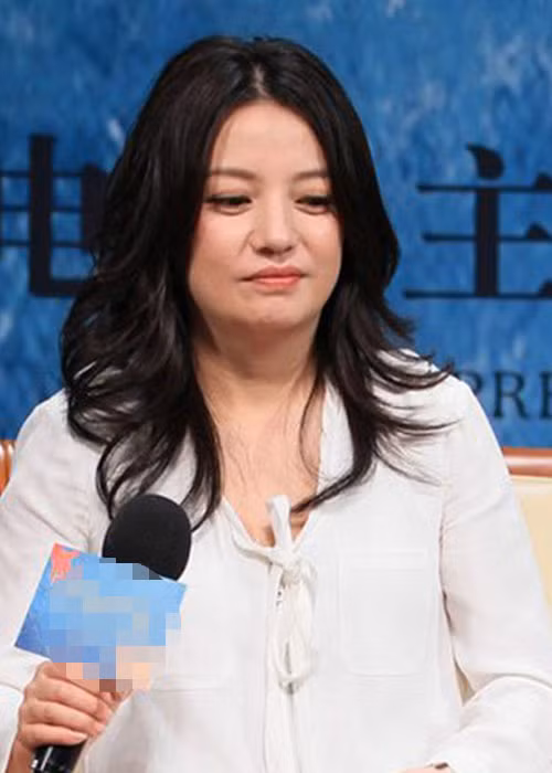 "Nàng tiểu Yến Tử" khiến nhiều người thất vọng bởi nhan sắc xuống dốc không phanh. Ảnh: Sina