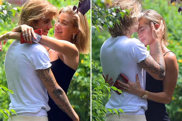 Sau khi nối lại tình xưa với Hailey, Justin quấn quýt không rời bạn gái. Ảnh: TMZ