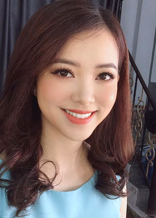 Năm 2015, tốt nghiệp đại học ở Mỹ, Thanh Vân về Việt Nam và làm nhân viên của một trung tâm Anh ngữ.