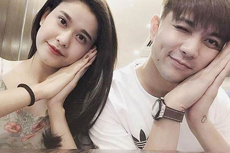 Không chỉ lên tiếng phủ nhận, sau tin đồn ly hôn, Tim và Trương Quỳnh Anh còn liên tục xuất hiện tình cảm bên nhau. Ảnh: FBNV