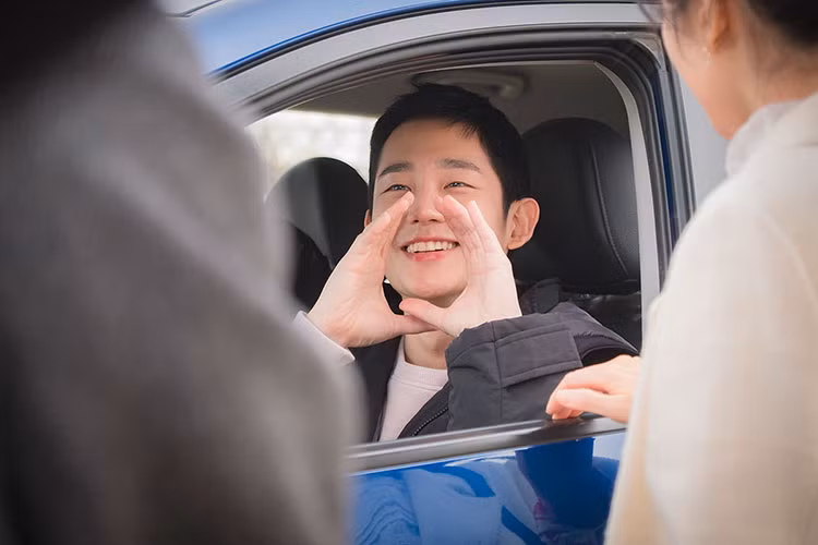 Jung Hae In luôn tràn đầy năng lượng. Ảnh: Fanpage