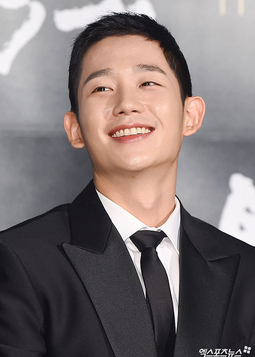 Nam diễn viên sinh năm 1988 đã đổi đời nhờ bộ phim "Chị đẹp". Ảnh: xportsnews