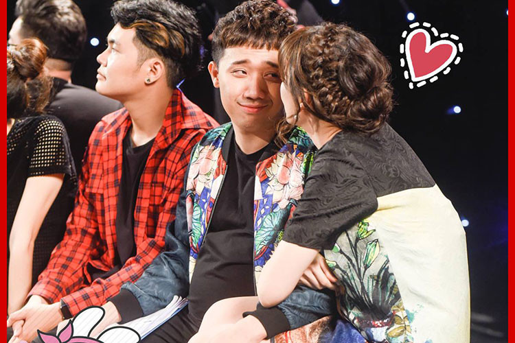 Hari Won và Trấn Thành dính như sam trong chương trình.