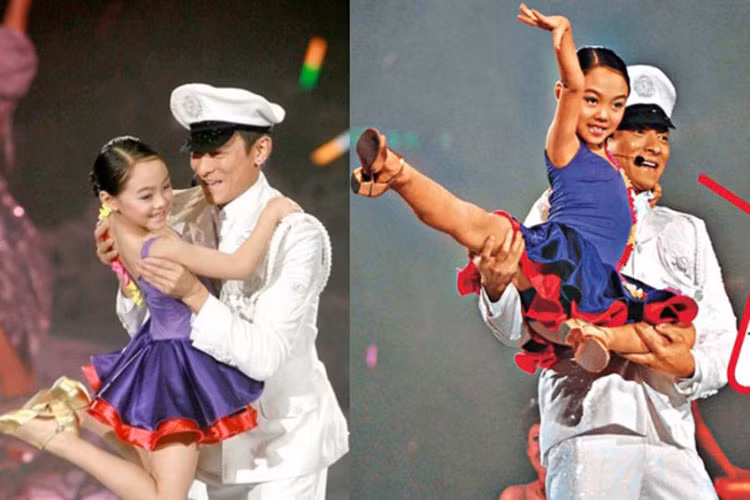 Jane Lý sinh năm 2000, tự tin giống bố, xinh đẹp giống mẹ. Trong ảnh, Jane biểu diễn cùng Lưu Đức Hoa khi còn nhỏ. Ảnh: Sina