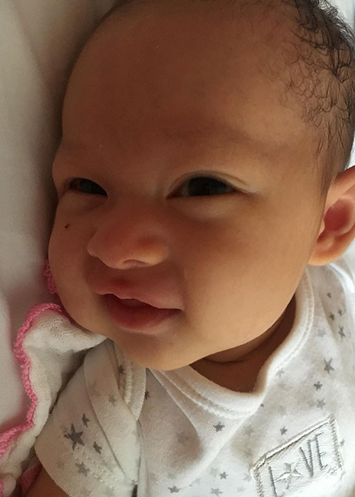 Nhóc tì nhà Lan Phương mang dòng máu lai Anh - Việt.