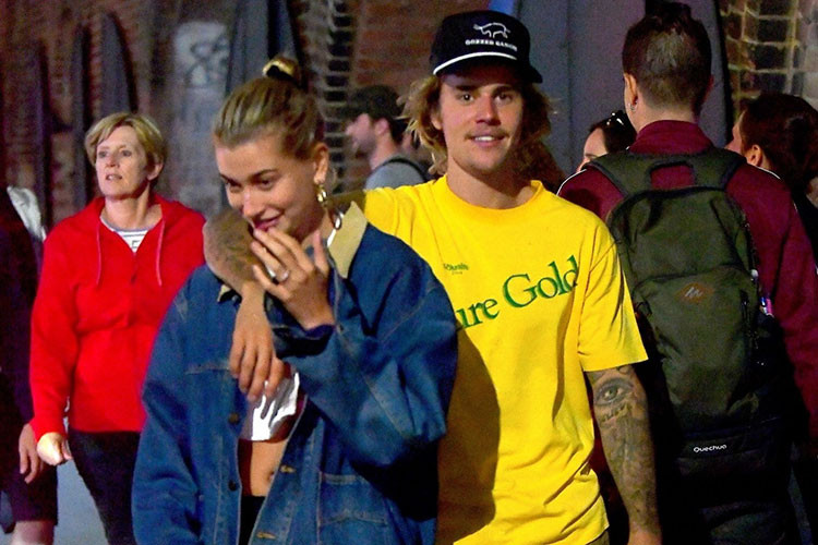 Đầu tháng 7, một nguồn tin thân cận Hailey tiết lộ với US Weekly rằng, Hailey và Justin đang lên kế hoạch tổ chức một đám cưới riêng tư.