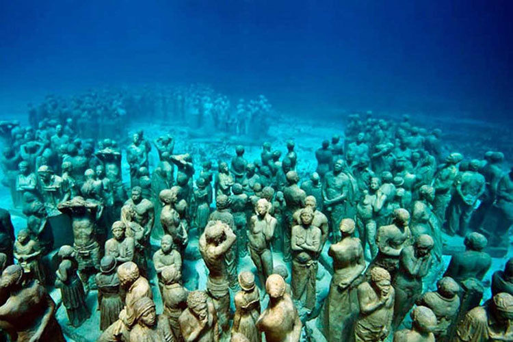 Bảo tàng dưới nước Cancun (Mexico): Bảo tàng là một chương trình hoạt động phi lợi nhuận nhằm bảo vệ hệ sinh thái biển ở khu vực Cancun, Mexico.