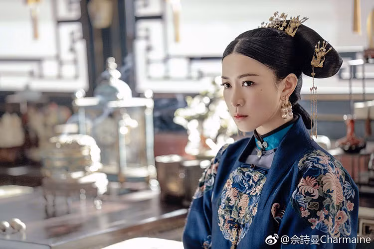 Xa Thi Mạn cũng tham gia diễn xuất trong bộ phim "Diên Hi Công Lược". Vai diễn của cô là Nhàn phi Na Lạp Thục Thận. Ảnh: Weibo