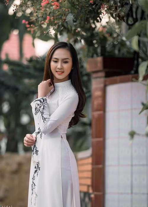 10X đến từ Nghệ An còn từng đoạt giải 3 ảnh online Hoa hậu biển Việt Nam toàn cầu 2018.