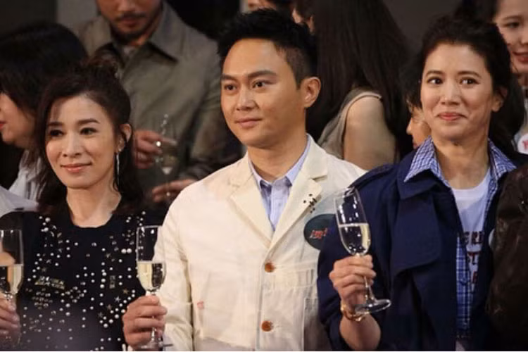 Từng có thông tin Xa Thi Mạn bị vợ của Trương Trí Lâm - Viên Vịnh Nghi đến tận nơi làm việc quát tháo là hồ ly tinh. Ảnh: Star