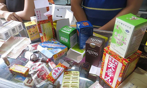 Phat hien hang ngan my pham, thuc pham chuc nang “3 khong“