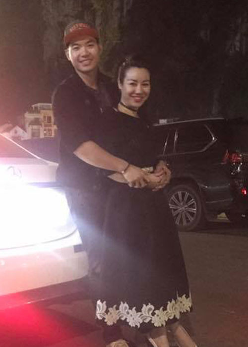 Trương Nam Thành và Thu Huyền công khai chuyện tình cảm vào năm 2017.