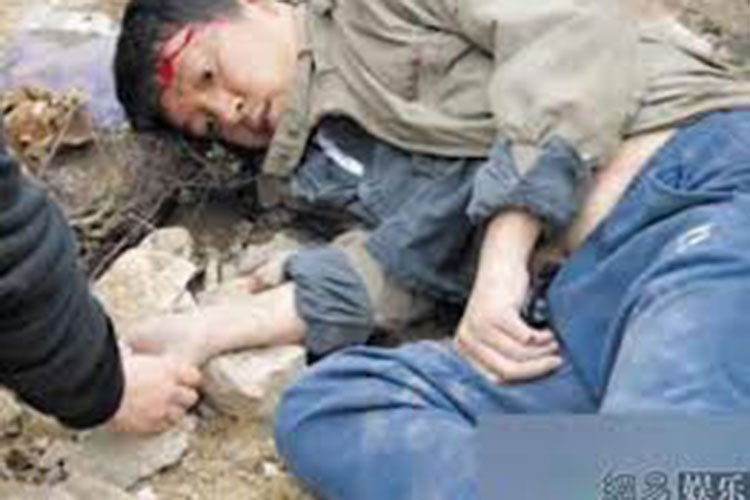 Vụ tai nạn phim trường Hoa ngữ khủng khiếp khác là cảnh quay lái xe của Phan Việt Minh và Hạ Băng Băng trong "Vì em mà tới". Ảnh: 163