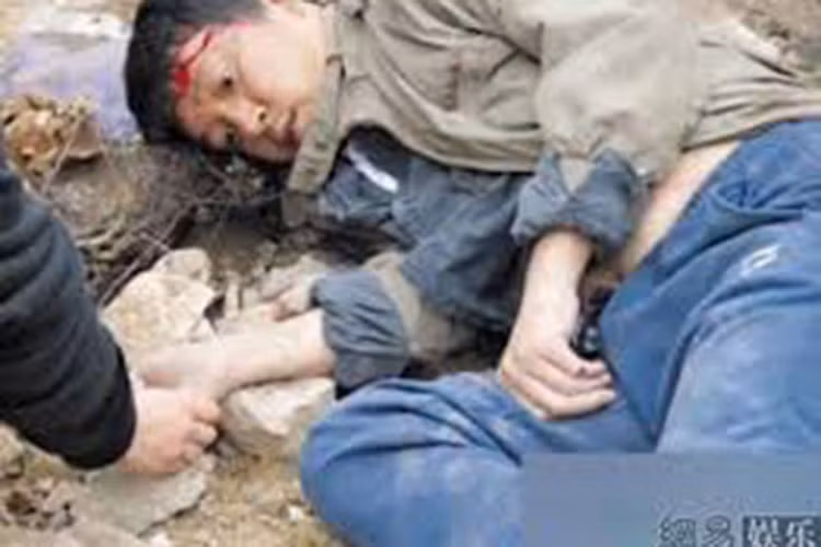 Vụ tai nạn phim trường Hoa ngữ khủng khiếp khác là cảnh quay lái xe của Phan Việt Minh và Hạ Băng Băng trong "Vì em mà tới". Ảnh: 163