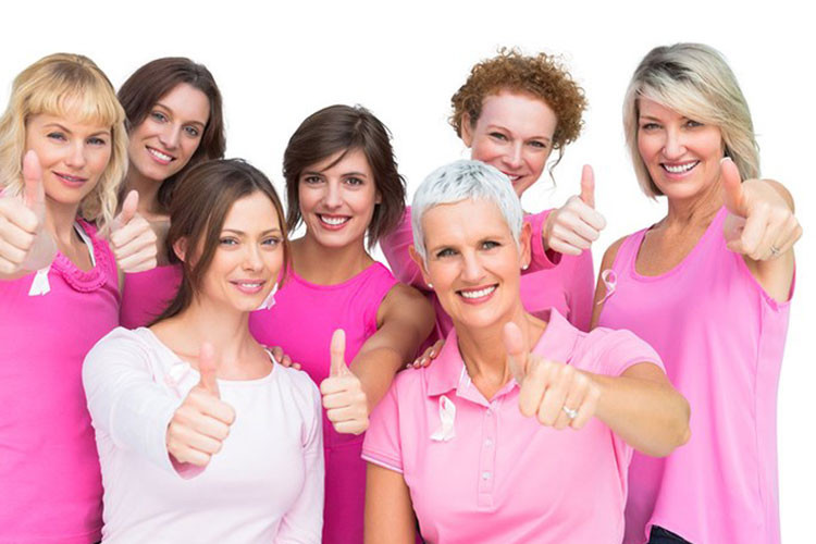 Kiểm tra mật độ mô vú: Đây là một trong những phương pháp khoa học mới để ngăn ngừa hoặc phát hiện sớm ung thư vú. Các mô mỡ ở ngực càng dày đặc thì càng khó phát hiện các khối u. Các nghiên cứu đã chỉ ra rằng, những phụ nữ có mật độ mô vú cao hơn, có nguy cơ bị ung thư vú cao gấp 6 lần. Vì vậy, nếu bạn có mật độ mô vú cao hơn, thì nên kiểm tra ung thư vú thường xuyên. Lịch sử sức khỏe của gia đình: Khi nói đến một số loại ung thư như ung thư vú, di truyền cũng đóng một vai trò quan trọng. Nếu những người thân như mẹ, bà, dì... bị ung thư vú thì người đó có nguy cơ mắc bệnh cao hơn. Vì vậy phải có các biện pháp tích cực để ngăn ngừa ung thư vú!