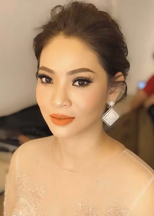 Sau chia sẻ miệt thị giới tính của Hương Giang, Hoàng Yến bị đông đảo cư dân mạng chỉ trích. Ảnh: FBNV