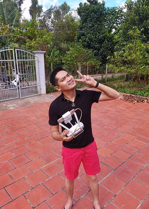 Minh Luân về quê là một trong những tin tức sao Việt trong ngày 4/7.