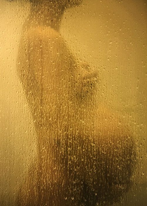 Tác phẩm "Sinh" của nghệ sĩ nhiếp ảnh Ngô Xuân Phú gây ấn tượng với người xem. Ảnh: Thethaovanhoa 