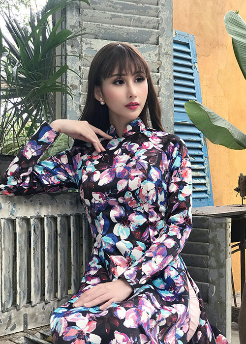 Chiến thắng tại đấu trường nhan sắc quốc tế, Chi Nguyễn bày tỏ: “Em mừng rớt nước mắt... Cuối cùng mọi công sức đã được đền đáp”.