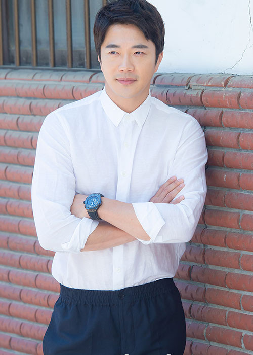 Hình ảnh Kwon Sang Woo sau 15 năm "Nấc thang lên thiên đường" lên sóng vẫn khiến fans thổn thức. Ảnh: Topstarnews