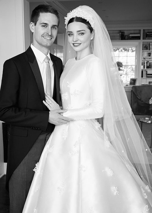 -Tháng 11/2016, cặp đôi bí mật đính hôn. Đến tháng 5/2017, hai người kết hôn. Đám cưới được tổ chức tại biệt thự riêng ở Mỹ. Ảnh: Vogue