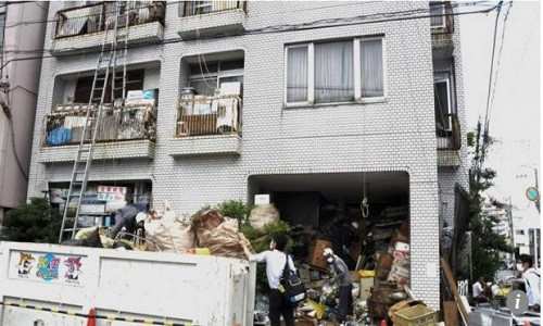 Một “căn hộ rác” tại Nhật Bản. Ảnh: South China Morning Post