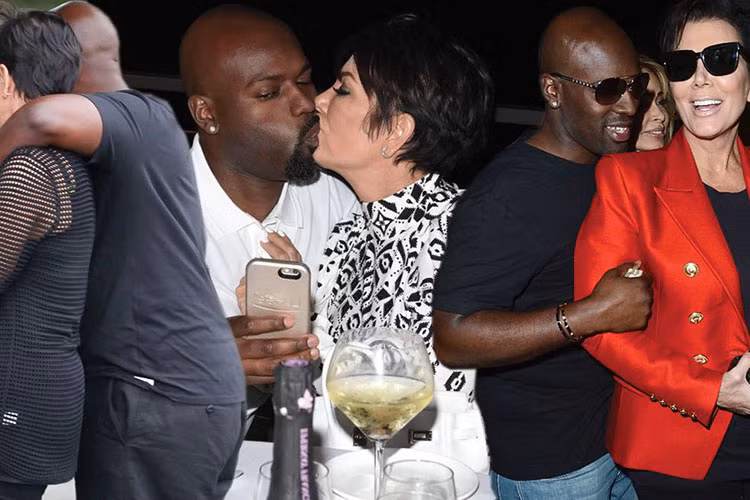 Mặc khoảng cách 25 tuổi với Corey Gamble, Kris Jenner - mẹ của Kim Kardashian vẫn quấn quýt bên bạn trai trong 2 năm. Ảnh: Okmagazine