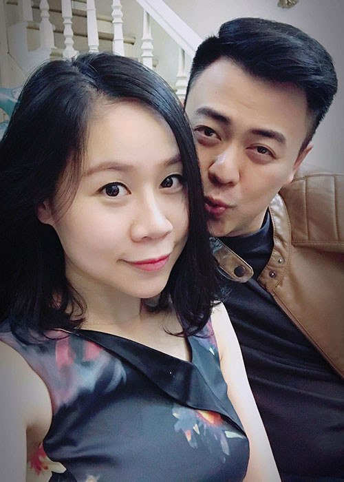 Thu Huyền vốn không hoạt động trong làng giải trí nhưng hiểu và chia sẻ công việc của Tuấn Tú.