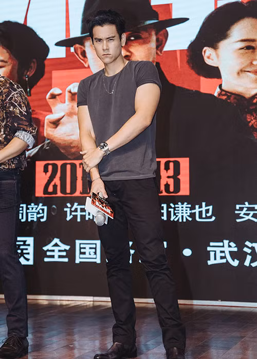 Bành Vu Yến phủ nhận những tin đồn vây quanh mình. Ảnh: Weibo